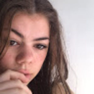 Meet your Posher, Yana